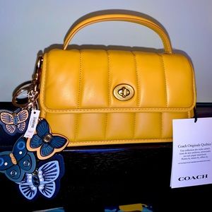 Coach Turnlock Clutch 20 With Quilting Nappa Leather